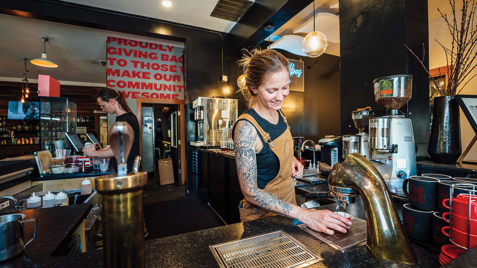 Lean On Me // Kim and Nick Hardin Create a Hood River Mainstay